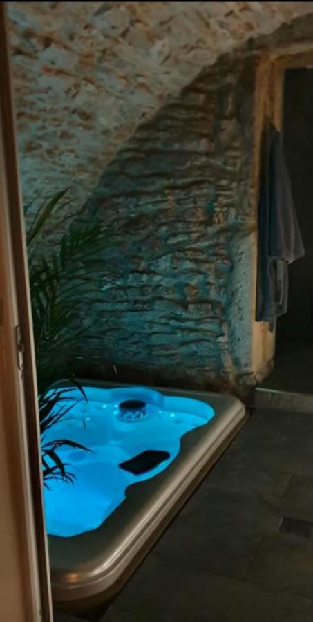 jaccuzi&spa des caves Stanislas Nancy Extérieur photo